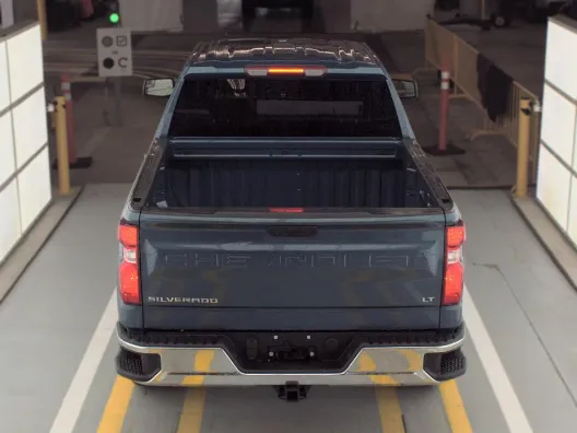 Chevrolet Silverado photo 4