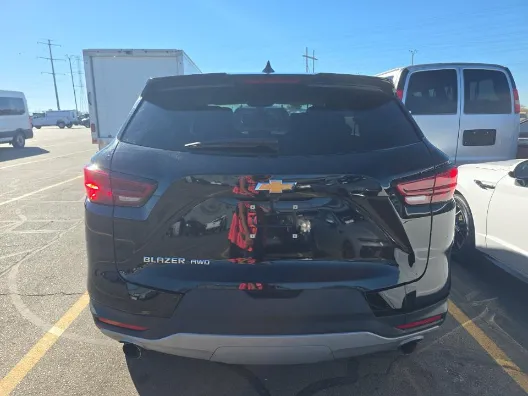 Chevrolet Blazer photo 4