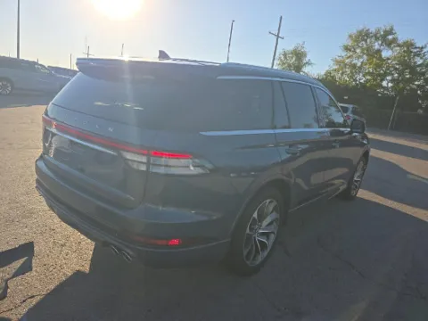 More photos of 2021 Lincoln Aviator Grand Touring at Cassill Motors, IA