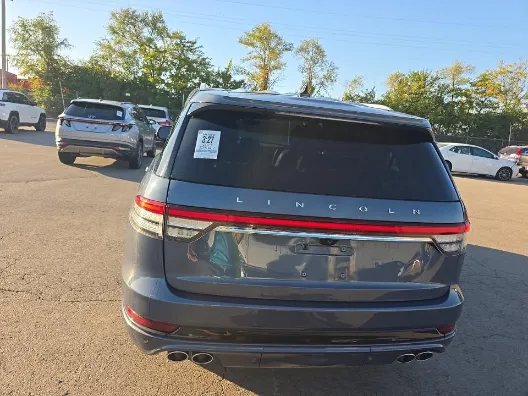 Lincoln Aviator photo 4