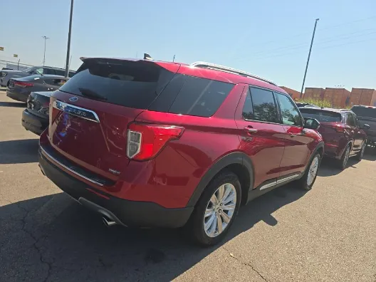 Ford Explorer photo 5