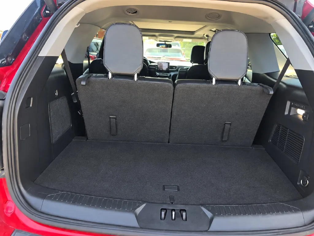 Ford Explorer photo 14