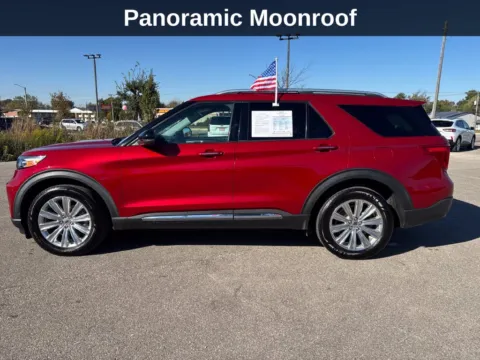 Photos of 2021 Ford Explorer Limited for sale in Cedar Rapids, IA at Cassill Motors