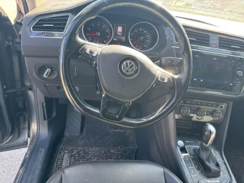 More photos of 2018 Volkswagen Tiguan 2.0T SE at Cassill Motors, IA