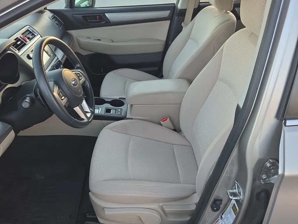 Subaru Outback photo 8
