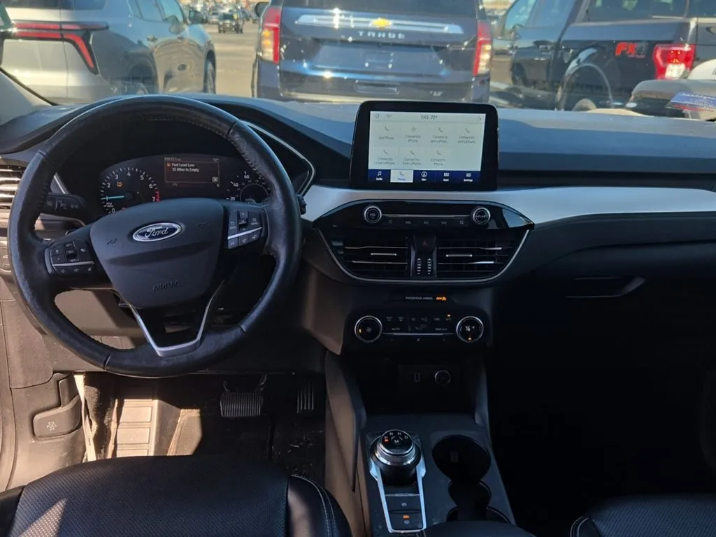 Ford Escape photo 9