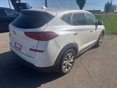 More photos of 2021 Hyundai Tucson SE at Cassill Motors, IA