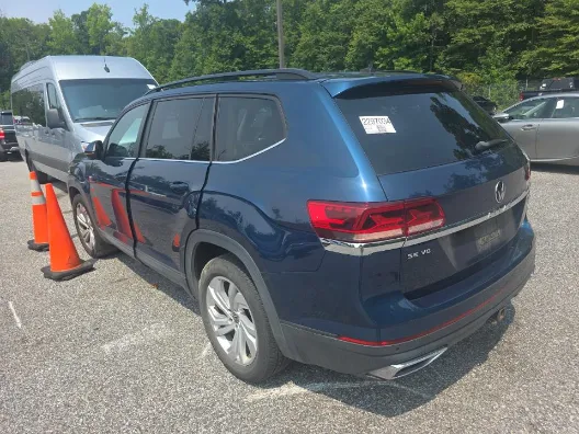 Volkswagen Atlas photo 2
