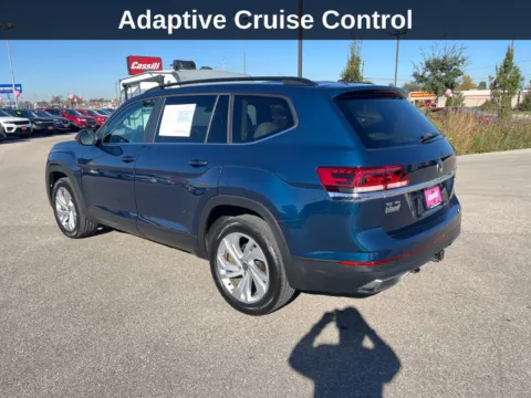 Another view of 2021 Volkswagen Atlas 3.6L V6 SE w/Technology for sale in Cedar Rapids, IA at Cassill Motors