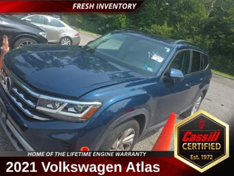 Blue 2021 Volkswagen Atlas 3.6L V6 SE w/Technology for sale in Cedar Rapids, IA