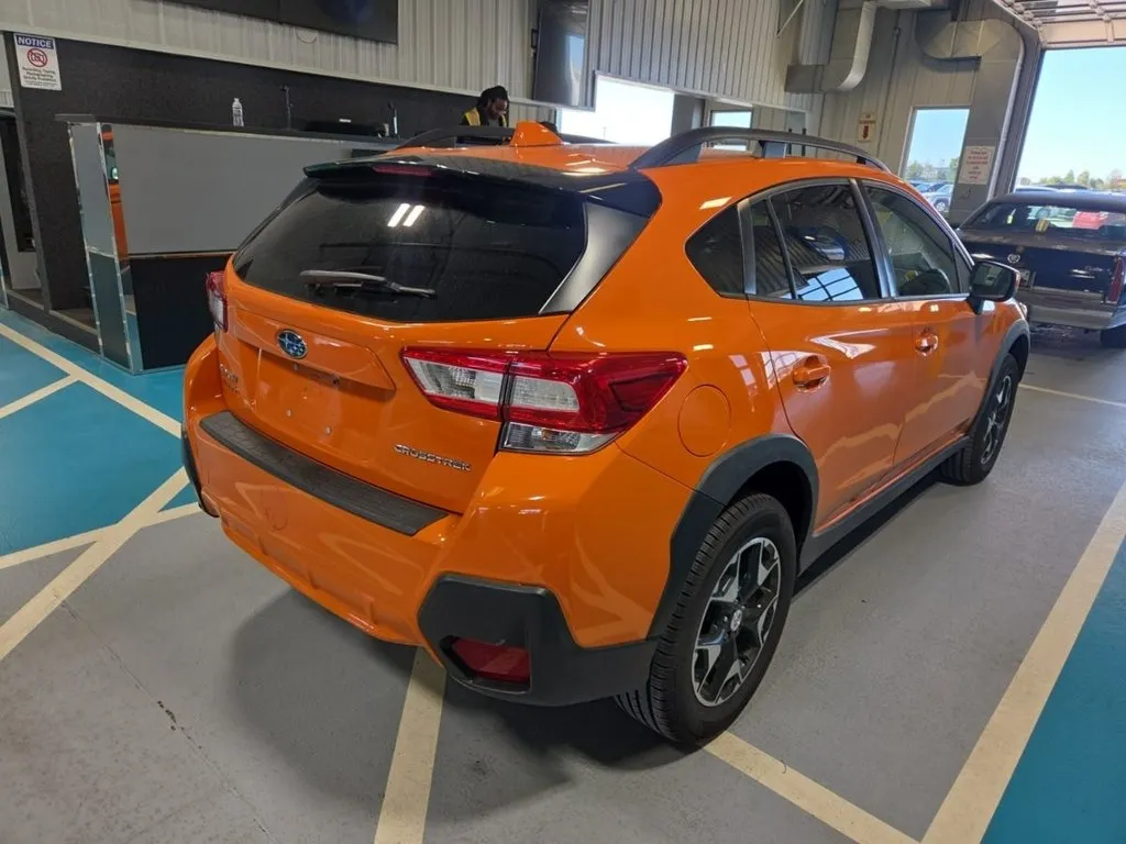 Subaru Crosstrek photo 4