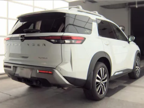 More photos of 2025 Nissan Pathfinder Platinum at Cassill Motors, IA