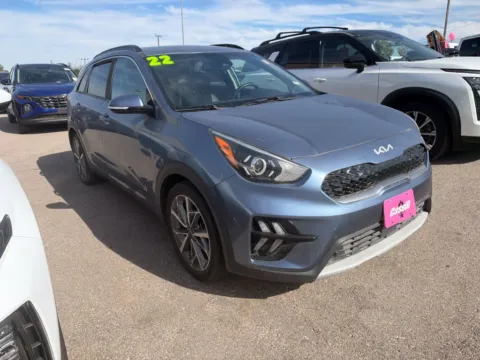 More photos of 2022 Kia Niro Touring at Cassill Motors, IA