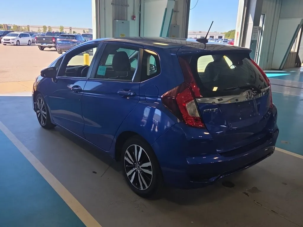 Honda Fit photo 2