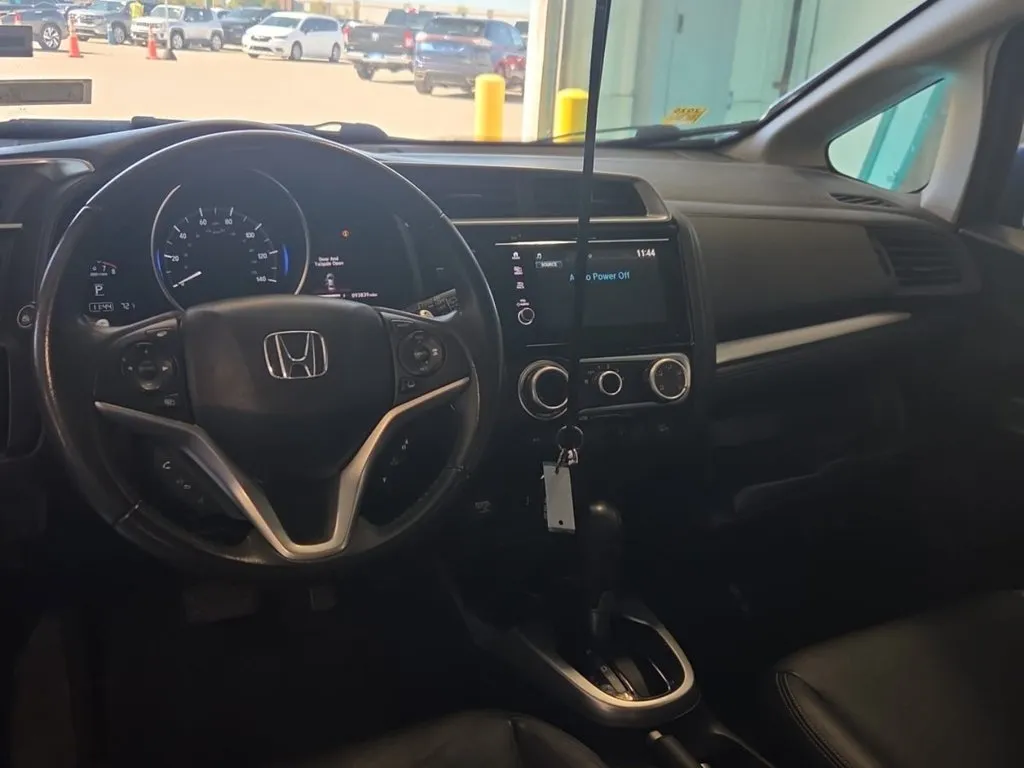 Honda Fit photo 8