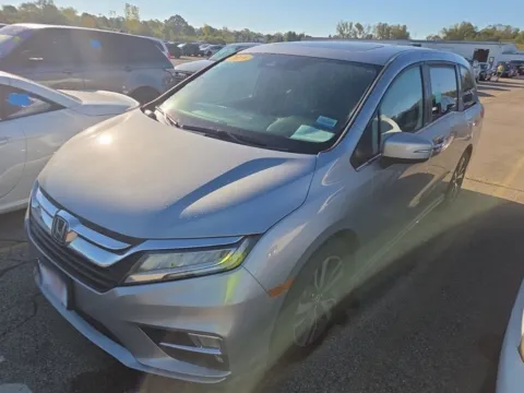 Photos of 2019 Honda Odyssey Elite for sale in Cedar Rapids, IA at Cassill Motors