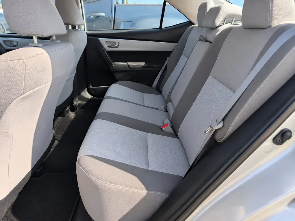 Toyota Corolla photo 7