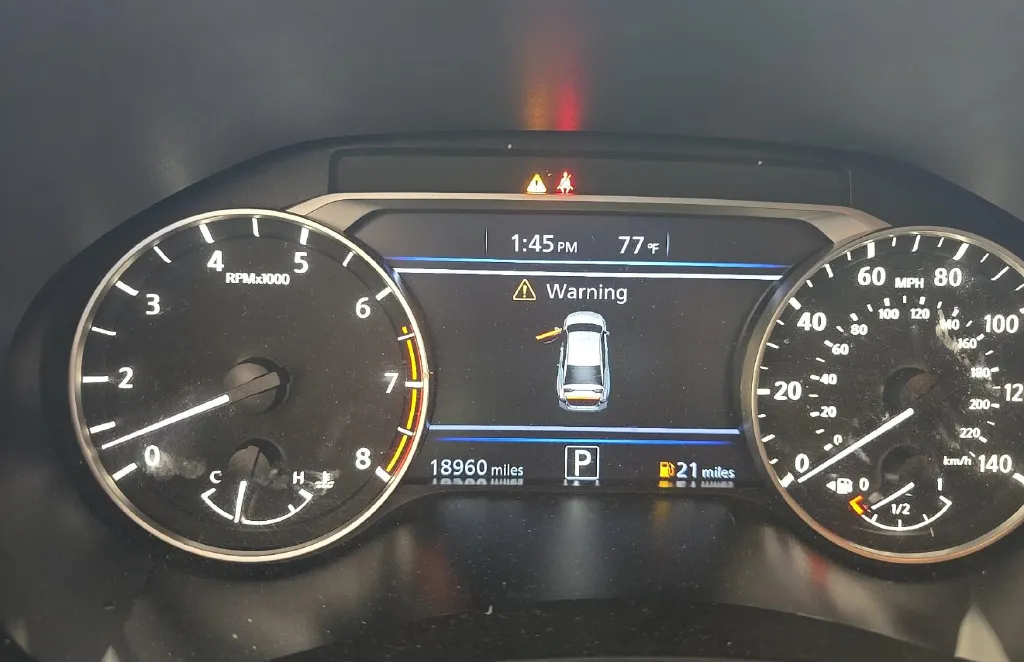 Nissan Altima photo 11