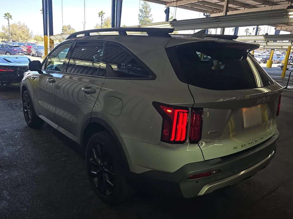 Kia Sorento photo 2