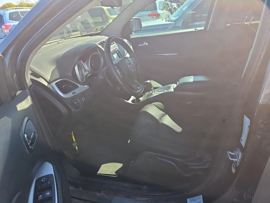 Dodge Journey photo 8