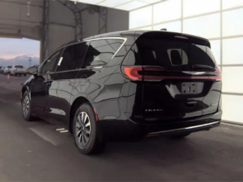 Photos of 2024 Chrysler Pacifica Hybrid Select for sale in Cedar Rapids, IA at Cassill Motors