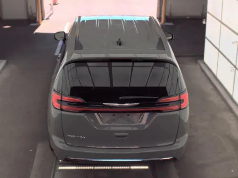 More photos of 2025 Chrysler Pacifica Select at Cassill Motors, IA