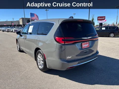 Another view of 2025 Chrysler Pacifica Select for sale in Cedar Rapids, IA at Cassill Motors