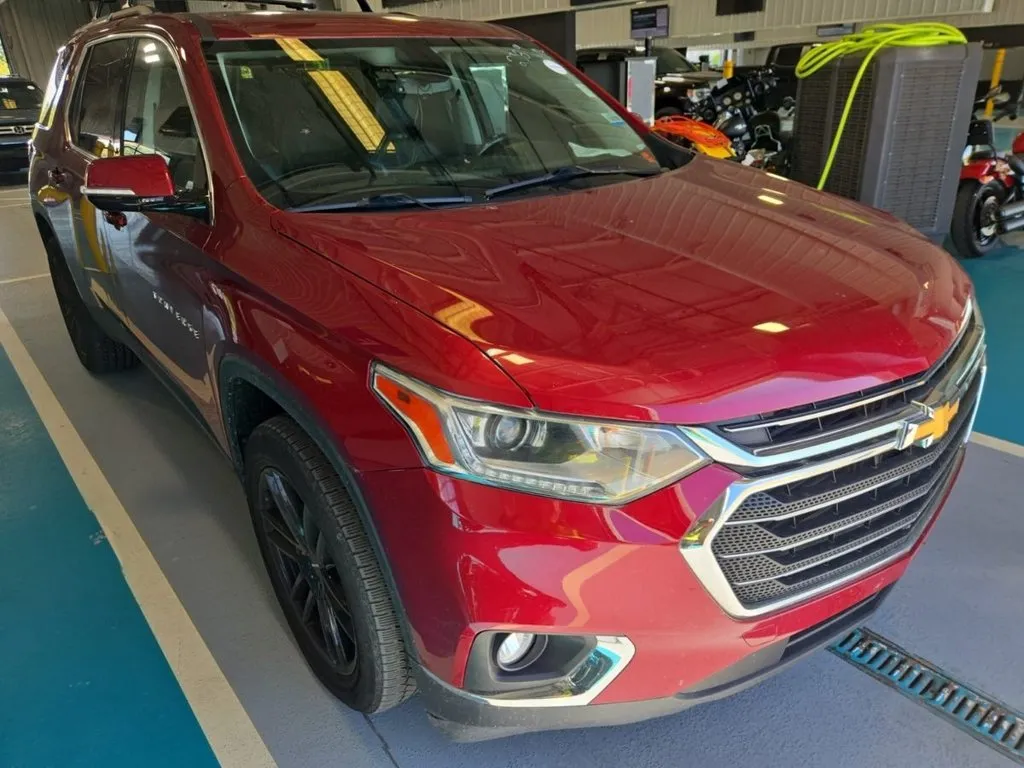 Chevrolet Traverse photo 6