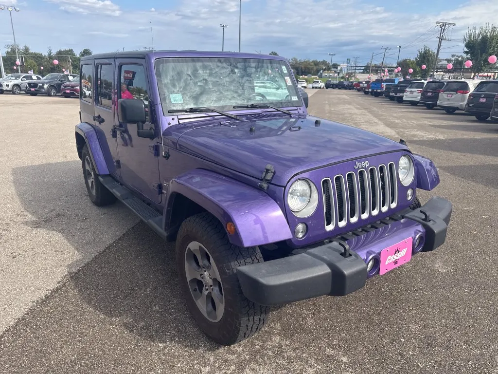 Jeep Wrangler photo 5