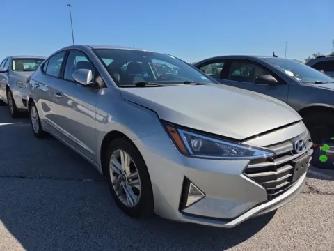 More photos of 2020 Hyundai Elantra SEL at Cassill Motors, IA