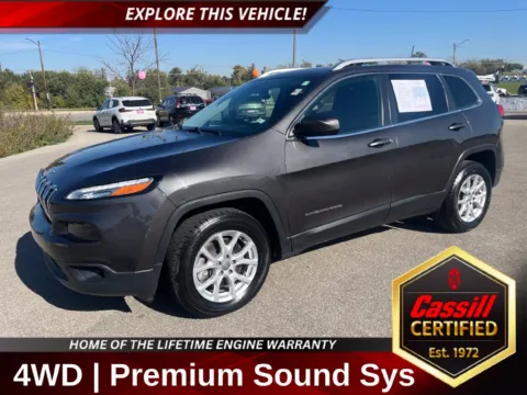 Gray 2016 Jeep Cherokee Latitude for sale in Cedar Rapids, IA