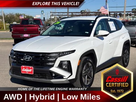 White 2026 Hyundai Tucson Hybrid SEL for sale in Cedar Rapids, IA