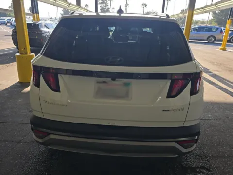 More photos of 2026 Hyundai Tucson Hybrid SEL at Cassill Motors, IA