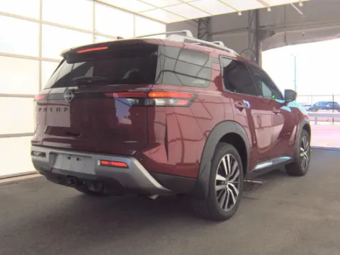 More photos of 2024 Nissan Pathfinder Platinum at Cassill Motors, IA