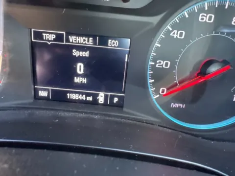 More photos of 2020 Chevrolet Malibu LT at Cassill Motors, IA