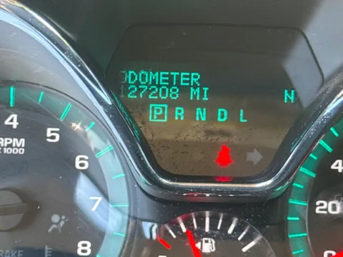 More photos of 2015 Chevrolet Traverse LT at Cassill Motors, IA