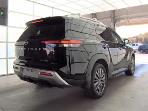 More photos of 2024 Nissan Pathfinder SL at Cassill Motors, IA