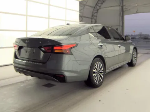 More photos of 2023 Nissan Altima 2.5 SV at Cassill Motors, IA