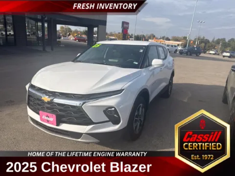 White 2025 Chevrolet Blazer LT for sale in Cedar Rapids, IA
