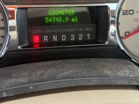 More photos of 2008 Ford F-450SD King Ranch at Cassill Motors, IA
