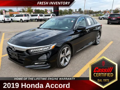 Black 2019 Honda Accord Touring 2.0T for sale in Cedar Rapids, IA