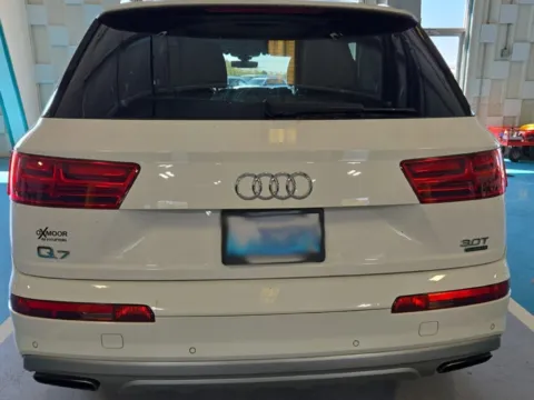 More photos of 2017 Audi Q7 3.0T Premium Plus at Cassill Motors, IA