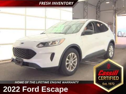 White 2022 Ford Escape SE for sale in Cedar Rapids, IA