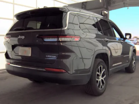 More photos of 2024 Jeep Grand Cherokee L Limited at Cassill Motors, IA