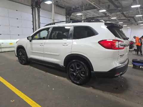 Photos of 2024 Subaru Ascent Onyx Edition for sale in Cedar Rapids, IA at Cassill Motors