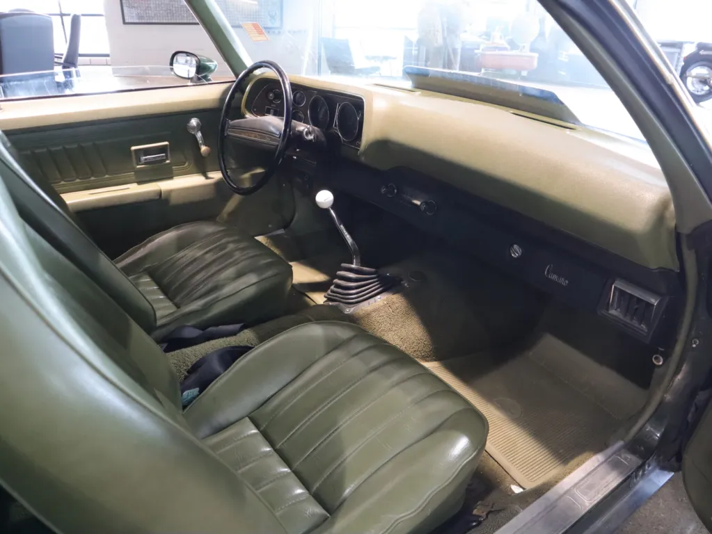 Chevrolet Camaro photo 21