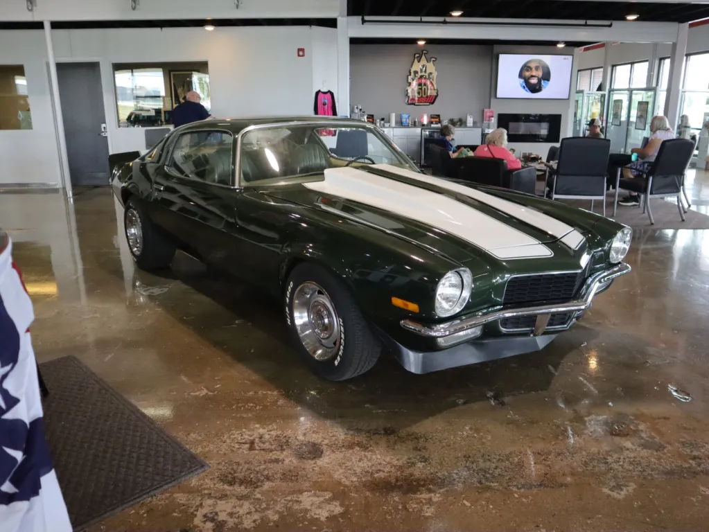 Chevrolet Camaro photo 18