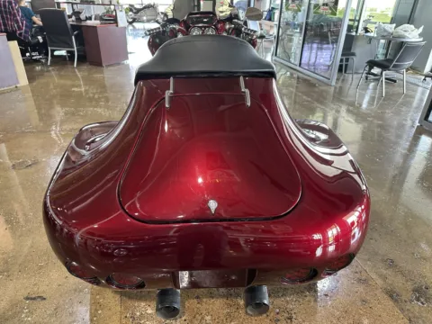 More photos of 2006 HARLEY CUSTOM at Cassill Motors, IA