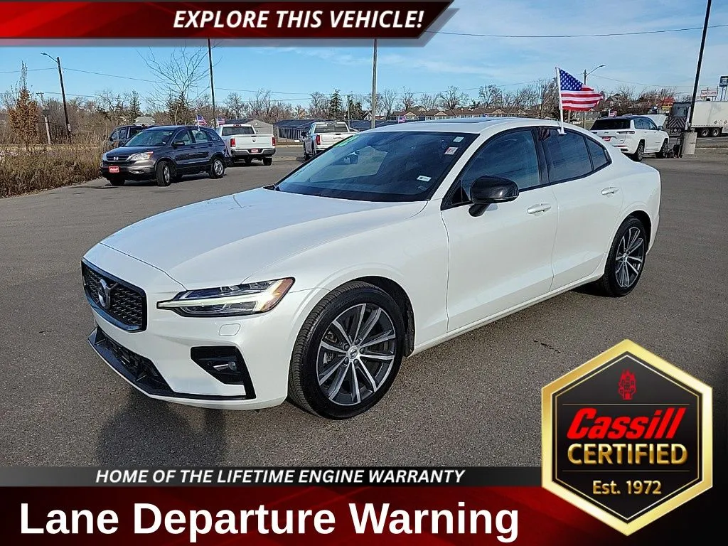 Used 2022 Volvo S60 B5 Momentum for sale in Cedar Rapids, IA at