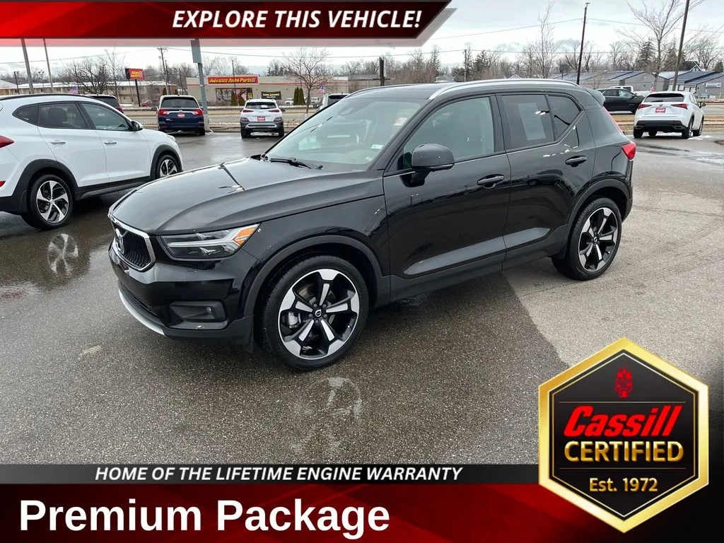 2022 Volvo XC40 Momentum for sale in Cedar Rapids, IA